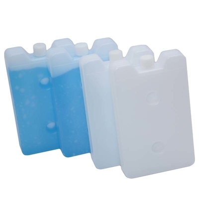 Wassergefüllter Plastikeis-Ziegelstein
